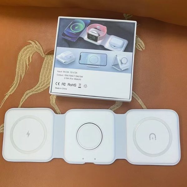 15W 3-in-1 Magnetic Wireless Charging Stand – Fast Induction Charger for Phone, Earbuds & Smartwatch