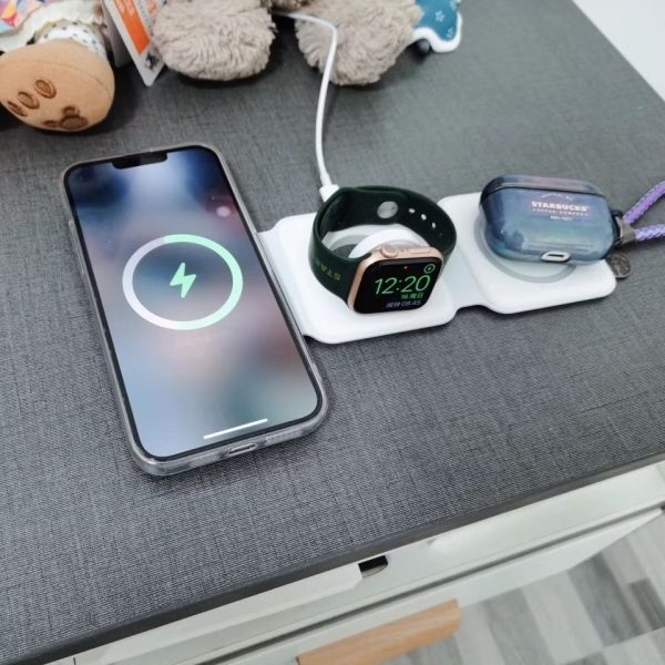 15W 3-in-1 Magnetic Wireless Charging Stand – Fast Induction Charger for Phone, Earbuds & Smartwatch