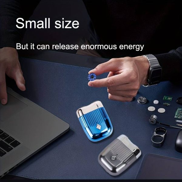 Portable Mini USB Electric Shaver & Beard Trimmer – Compact & Rechargeable