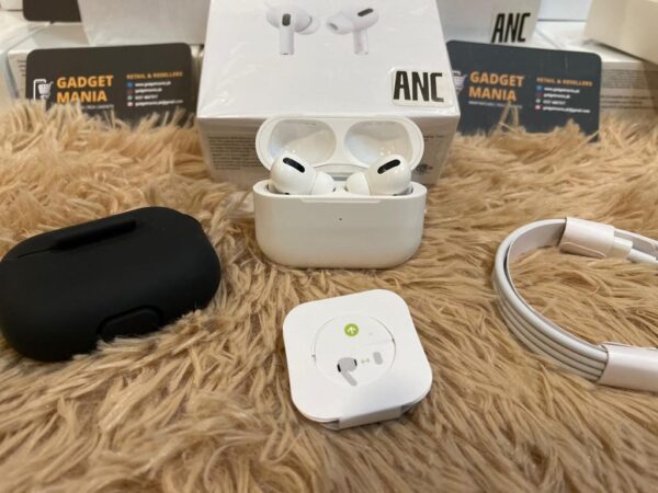Airpods Pro ( United Kingdom Edition ) | 689mAh Battery |  Same As Original | Spatial Audio |  Store Verified | 30 days Warranty